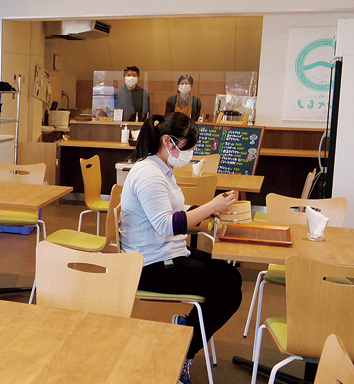 40　カフェスペースしまかへ