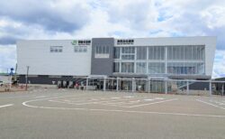 ②羽後本荘駅