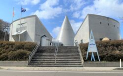 ⑨白瀬南極探検隊記念館